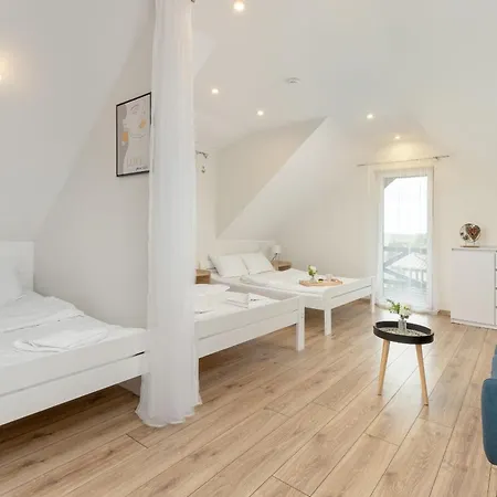 Sloneczna Dom Na Kaszubach Z Sauna I Balia By Renters Hébergement de vacances